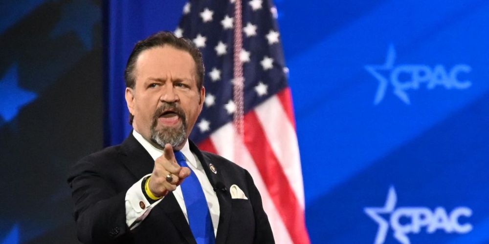 Trump Adviser Says Those Who Oppose Abrego Garcia Detention May Be 'Aiding and Abetting' Terrorism | Common Dreams