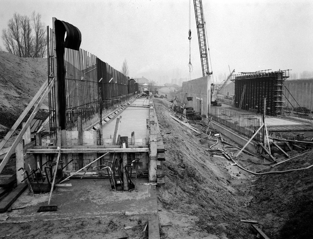 Tunnel in aanbouw.