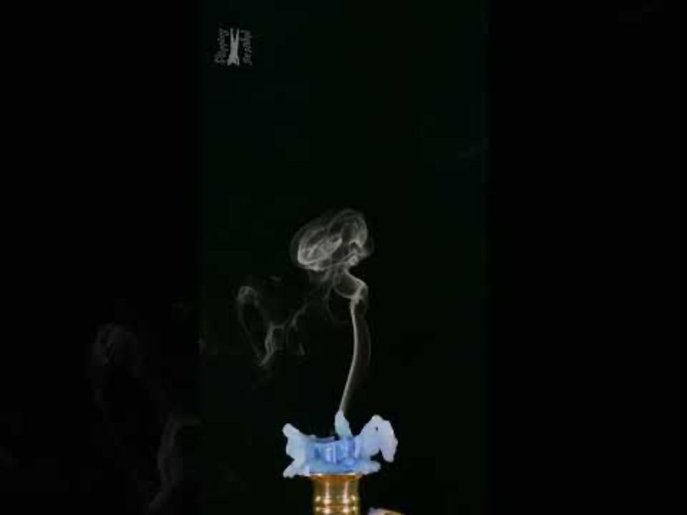 Candle Smoke Flow