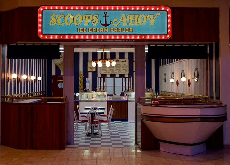 Scoops Ahoy Ice Cream Parlor, Starcourt Mall