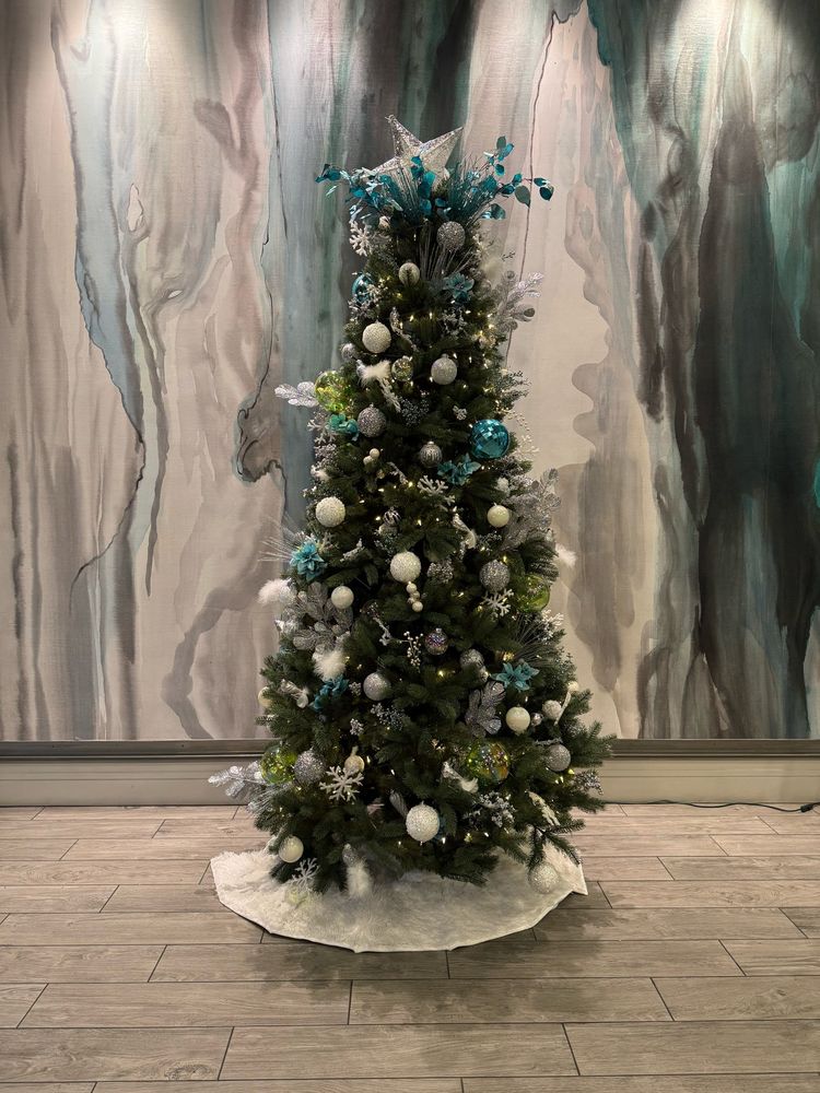 Christmas tree
