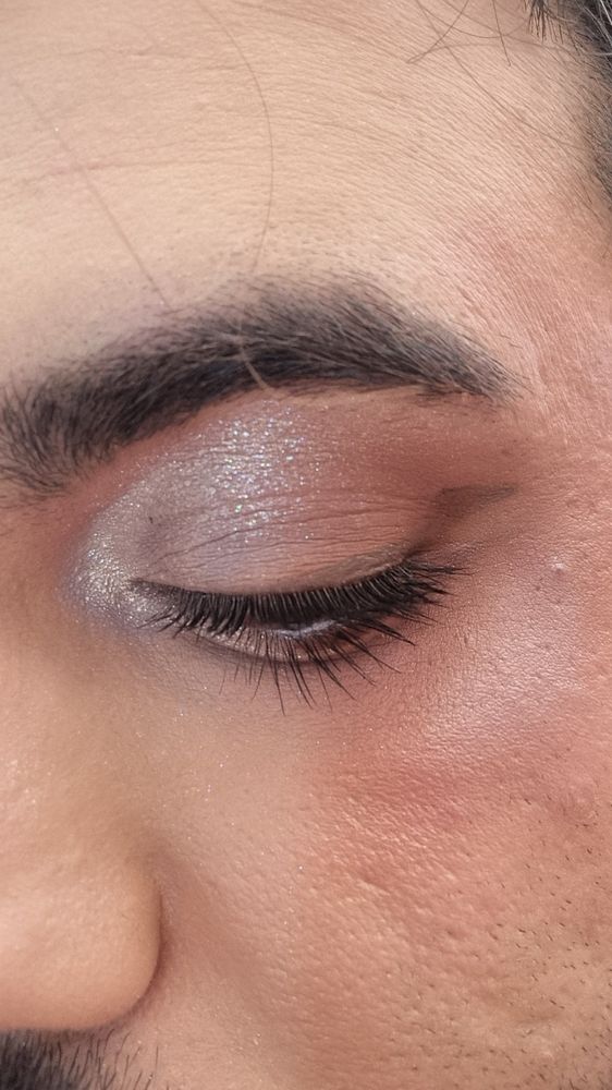 Close up of eye, closed