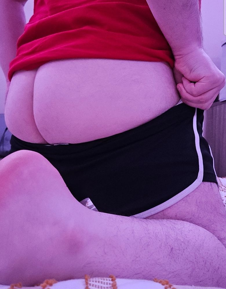 Shorts pulled to bare ass