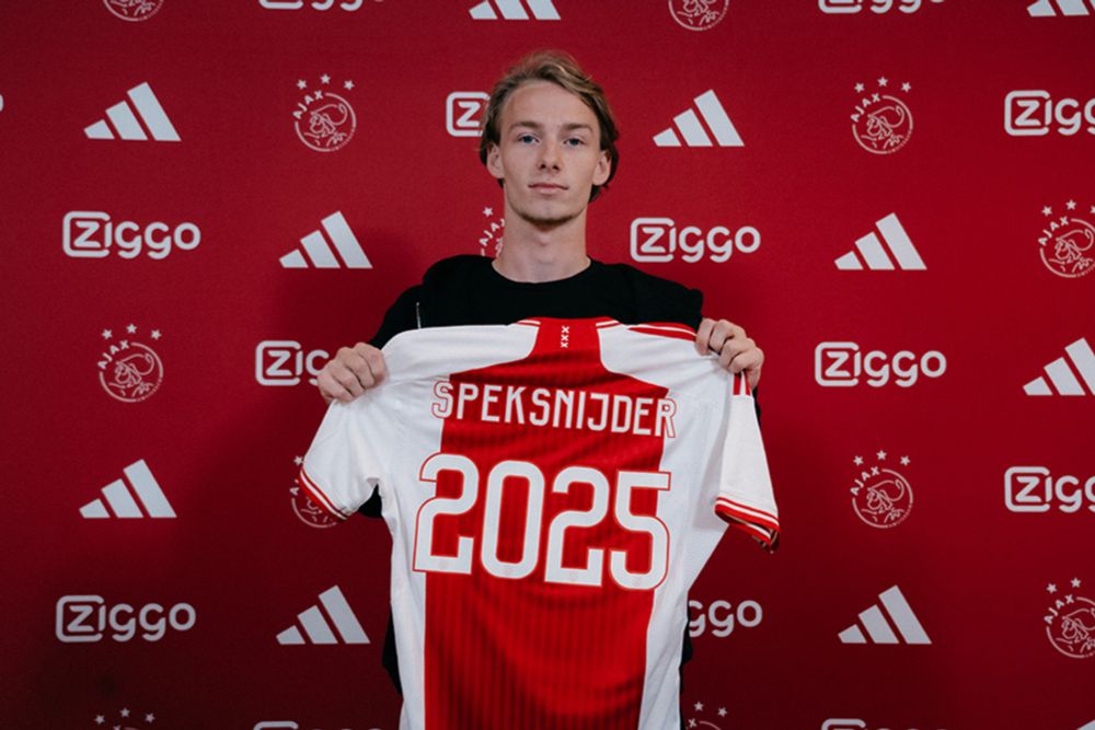 Ajax verlengt contract met Rico Speksnijder