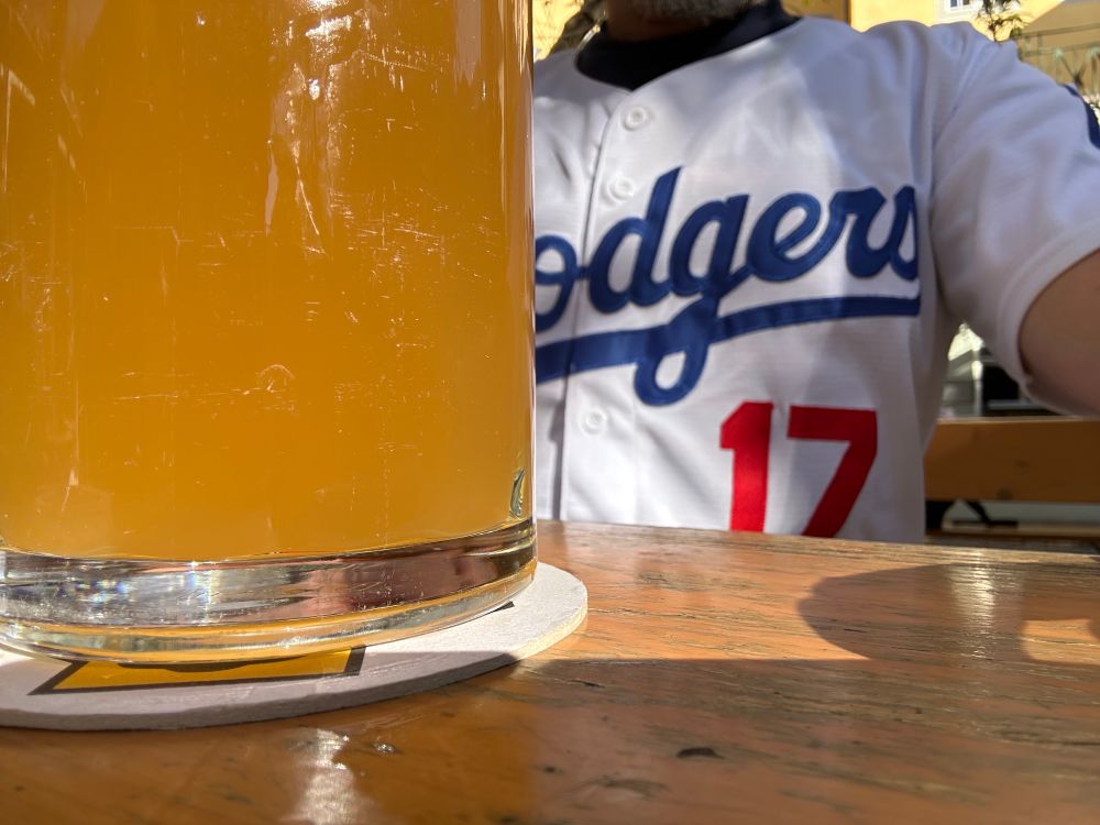 Beer and an Ohtani dodgers jersey. 