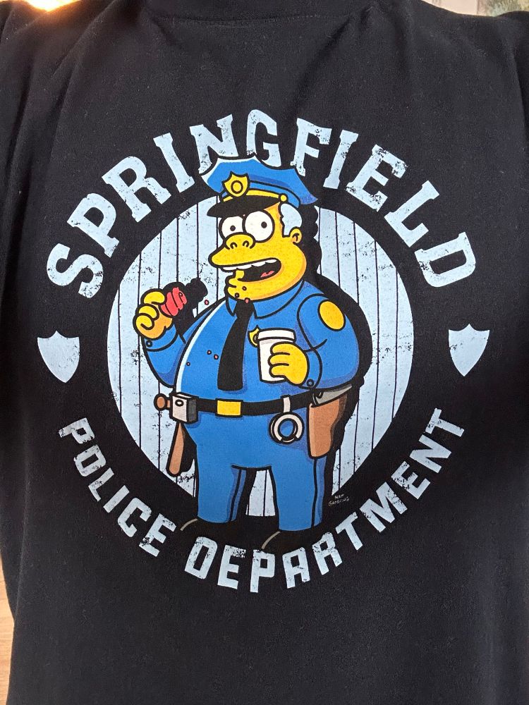 Springfield police shirt with chief Wiggum