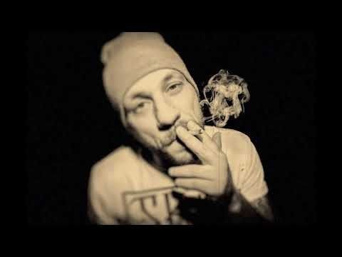 Dooz Kawa - Do Re Mi (1st version)