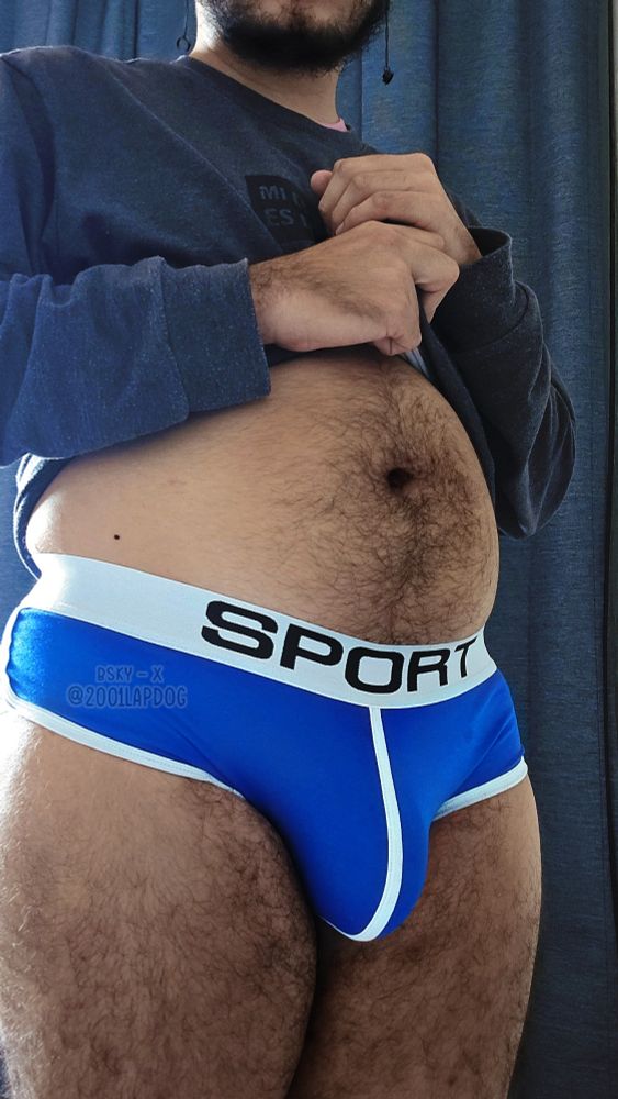 Round dog, packing very thight briefs and showing off his hairy belly and legs 🐶💦💦