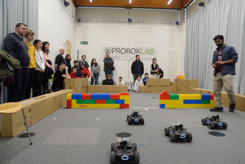 Researchers in our Prorok Lab are looking for new ways to induce AI agents – such as robots, machines and driverless cars – to achieve common goals while working in shared spaces like warehouses and roads. Visitors to our Cambridge Festival Open Day on Saturday 22 March 2-25 can enjoy a demo of what happens when a group of driverless cars, working in formation, have to interact with a human.