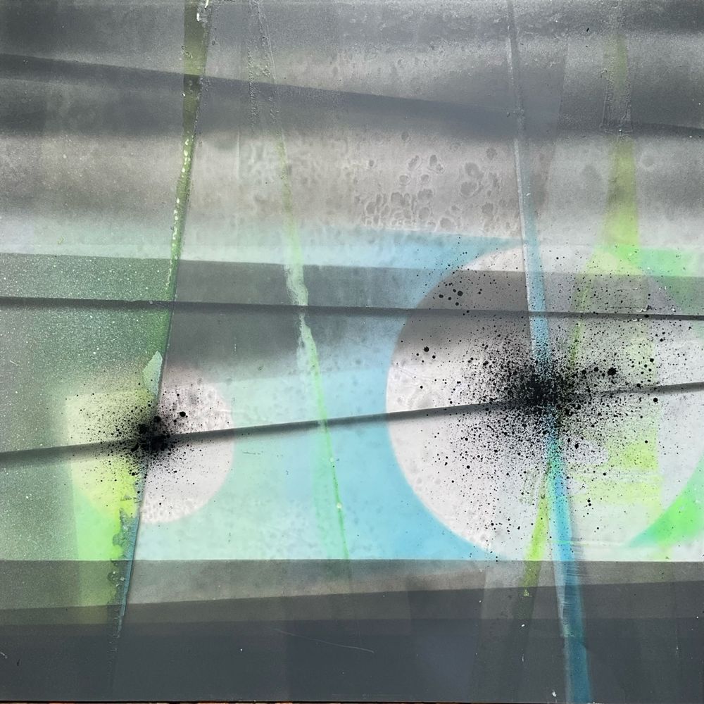 Obra "Guerra futura 4" (apagada con luz) de la serie "Parabellum 5", por el artista abstracto El Gus.