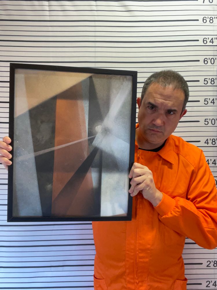 Comparativa de tamaño de la obra “Ausencias 5: Marte”, por El Gus.