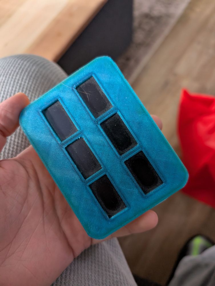 Opendeck device. Rocked a blue and yellow color scheme. 