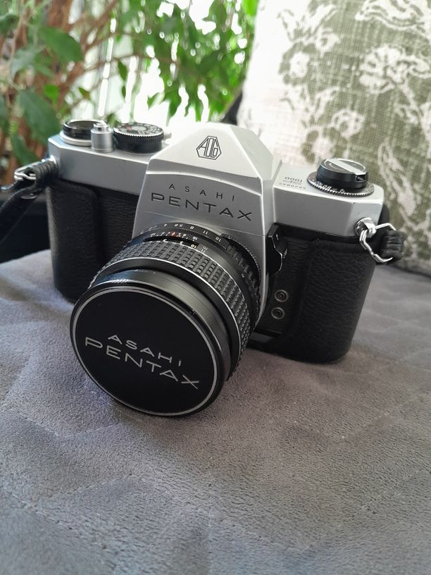 SLR Pentax SP1000 camera - in amazingly good nick, considering 