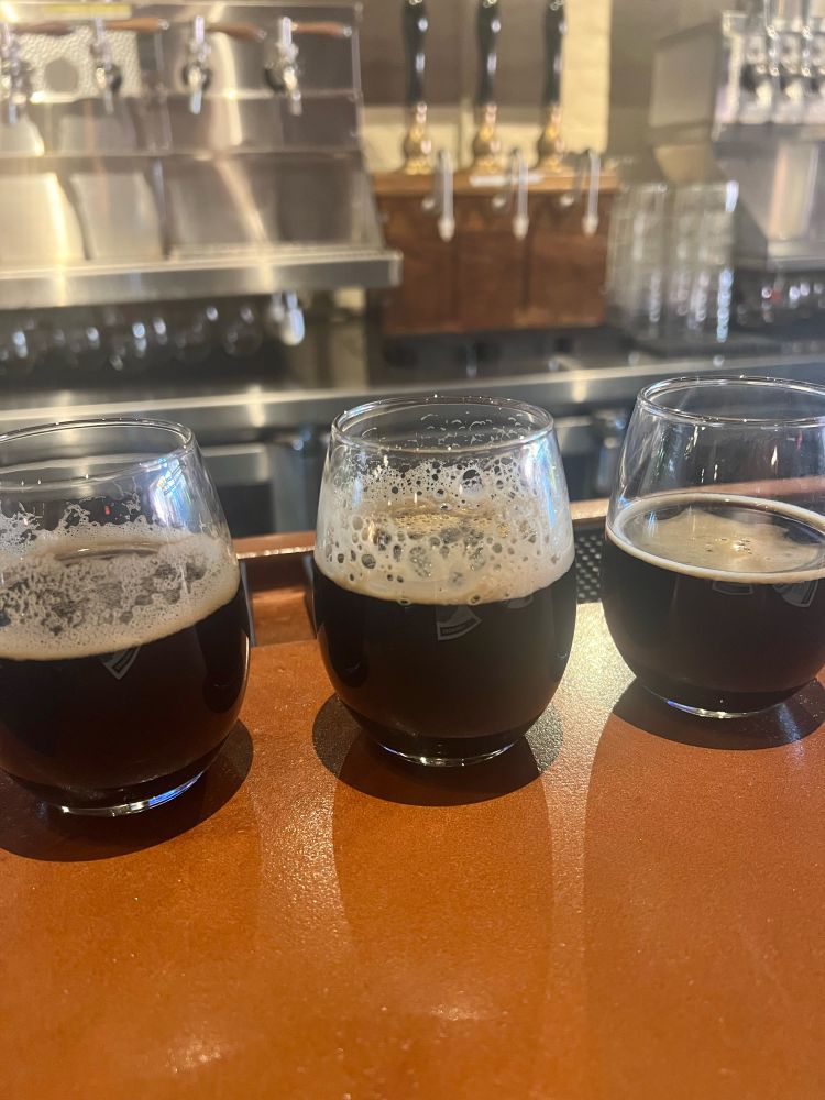 Pic of beers. Style: stout