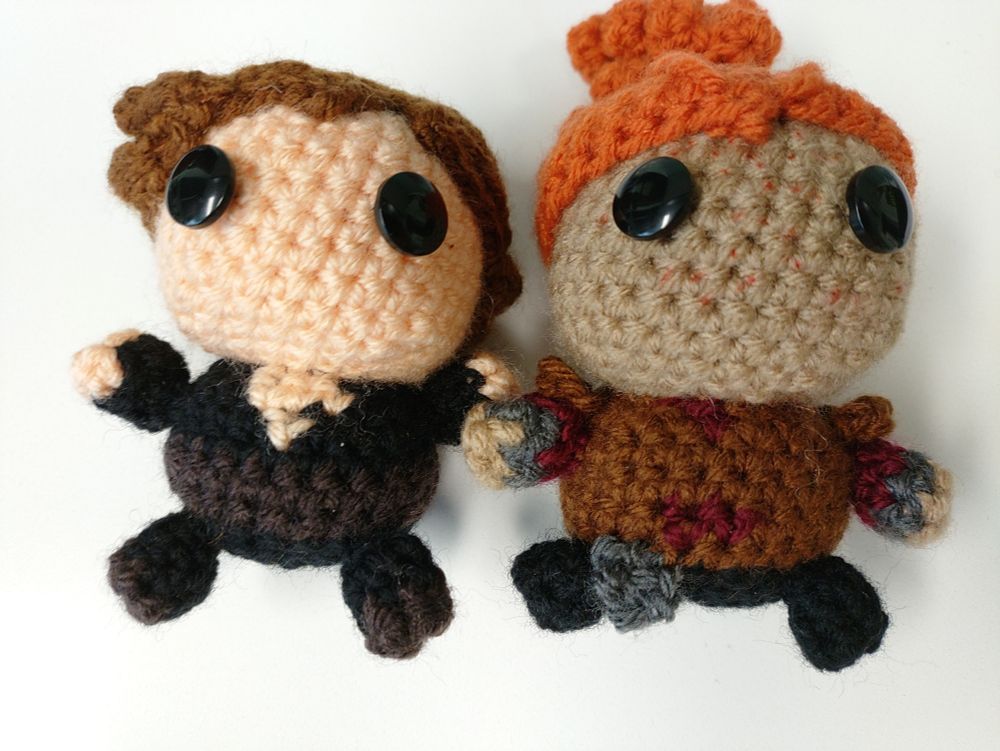 Amigurumi style plushies of the characters Kit and Jade from Willow 