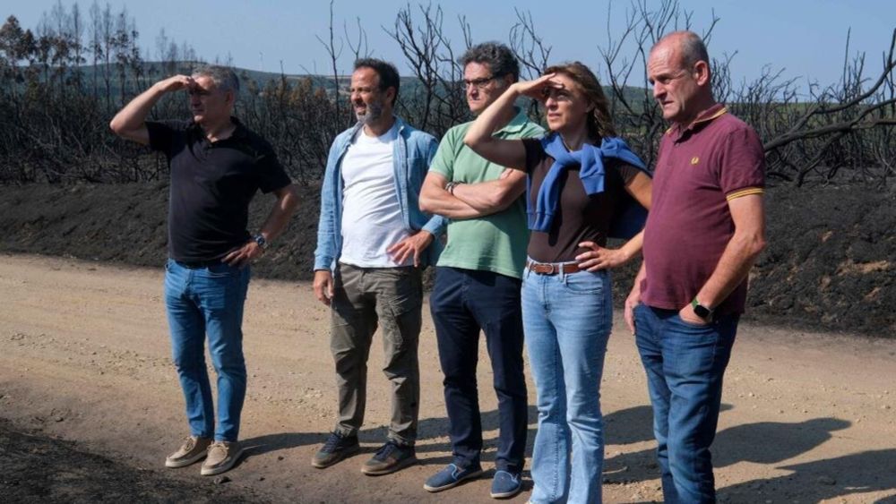 "Damnificados, poboación e espazos naturais afectados non merecen este tipo de aptitudes que nada achegan", critican desde Aprafoga.
