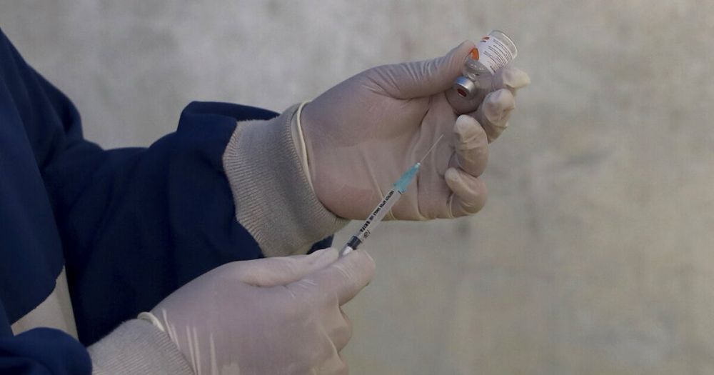 Health officials tracking new COVID-19 variant, confusion grows over vaccine recommendations