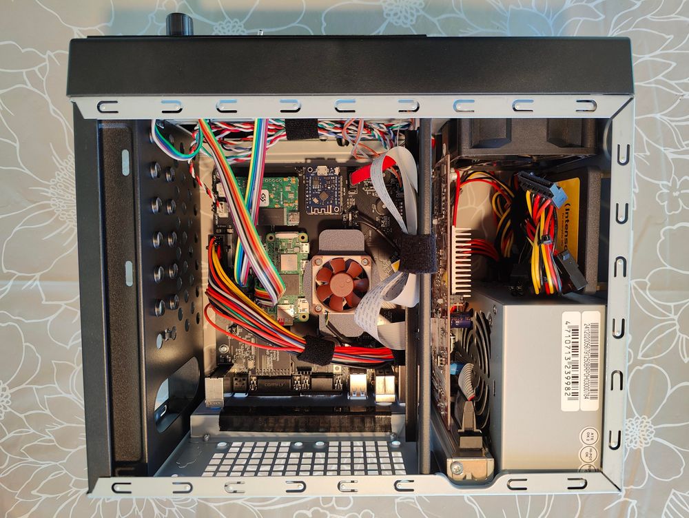The inside of my ITX Llama build. All options on the motherboard: OPL3 module, GS WaveTable card, MT32-pi, wifi modem. SATA disk for Windows and SD card for DOS. Radeon 9250 card fitted.