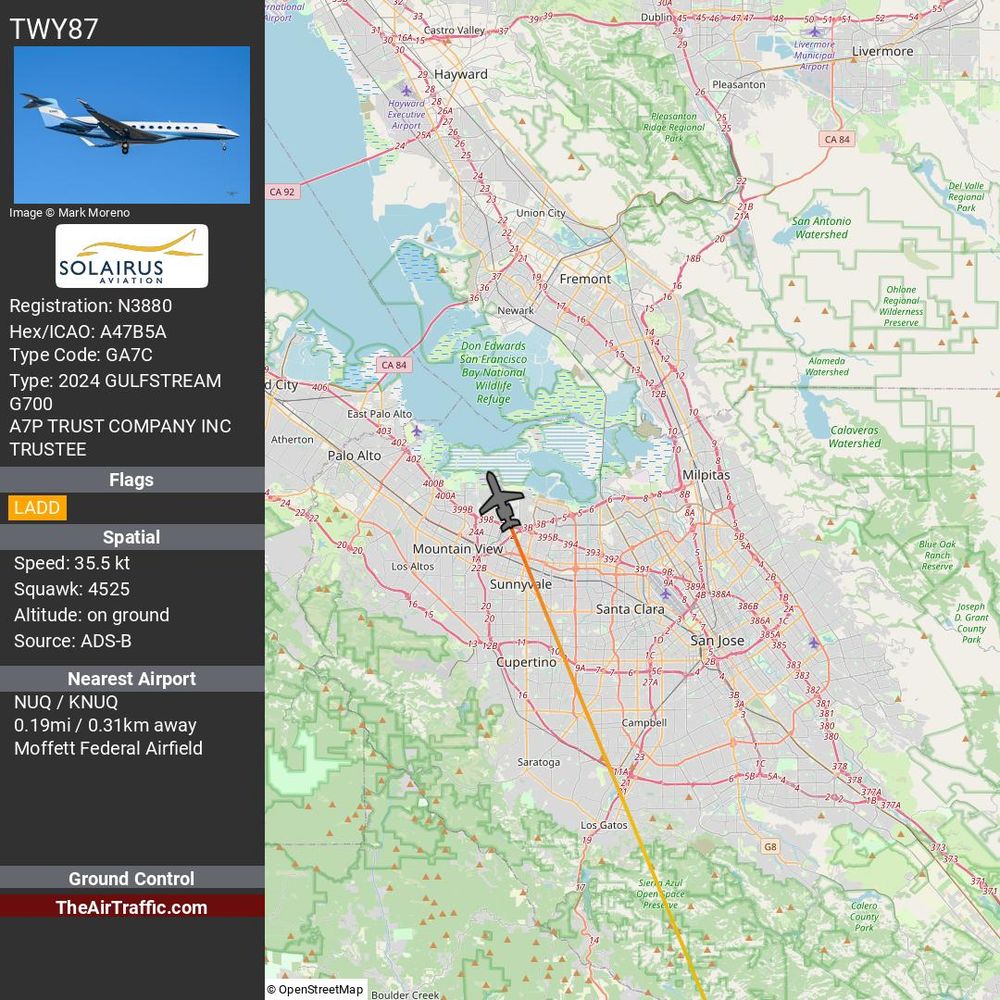 Reg: N3880 On Ground: True Alt: 0 Last Contact: 0:00:01.600890 Trigger: now on ground