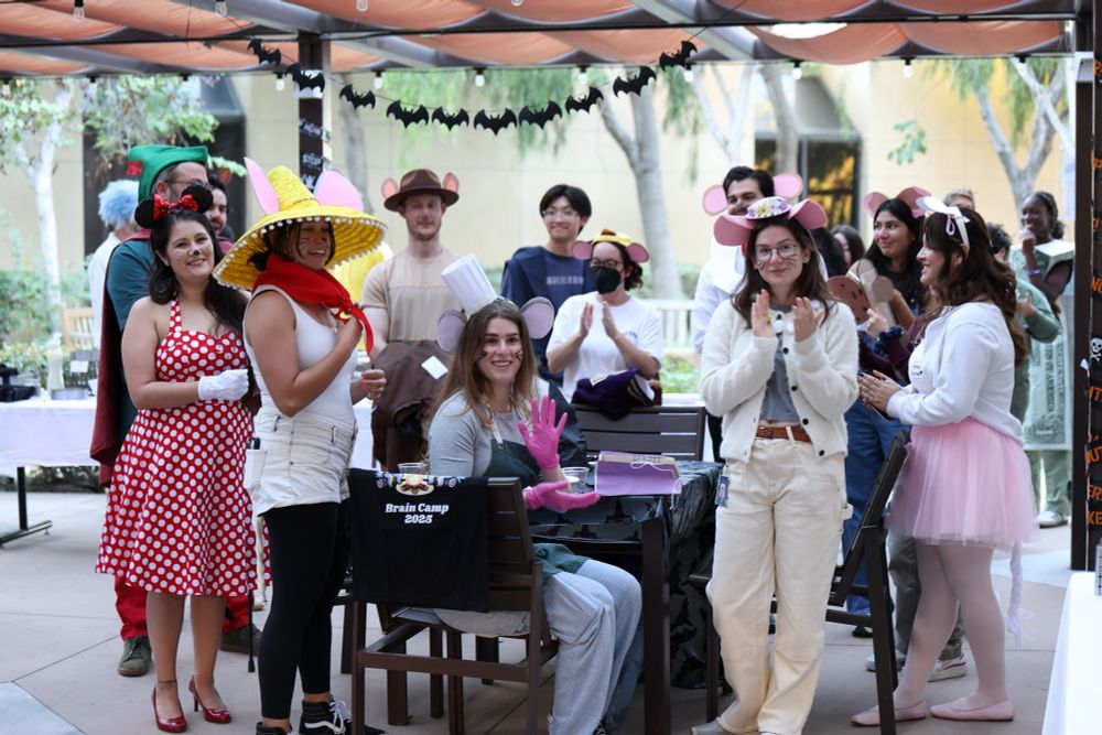 Pop culture rodents costume of the Mahler Lab at the CNLM #Halloween party