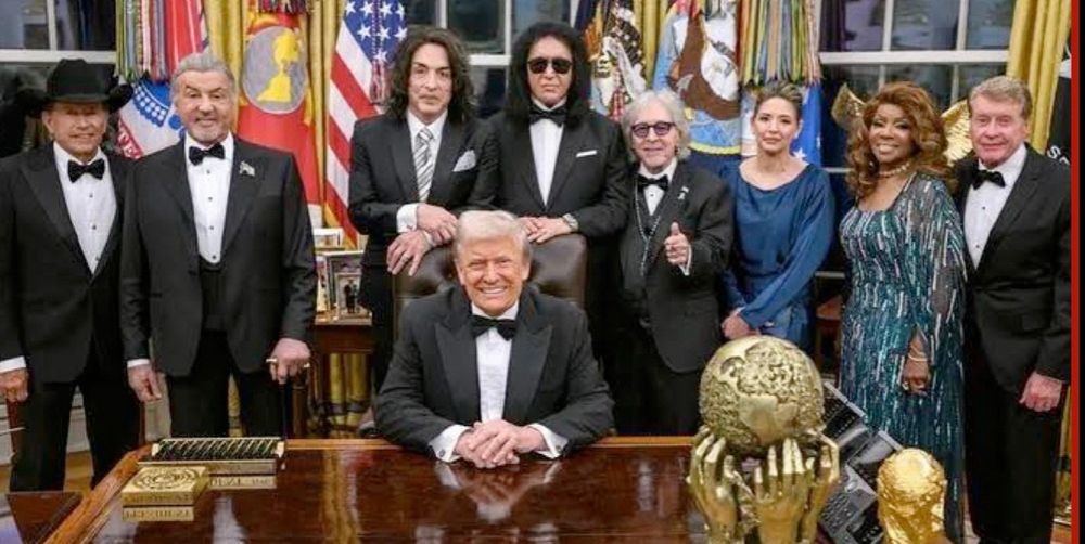 Lolllz, I love a terrible waxworks museum. Oh.