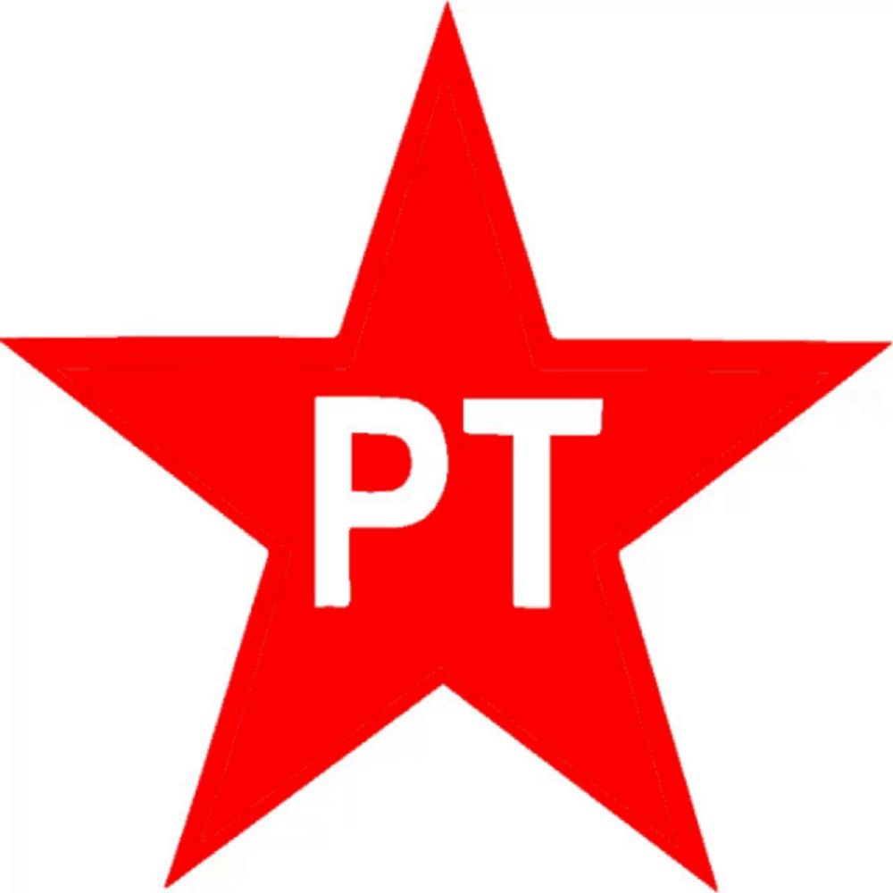 a red star with the word pt in white letters