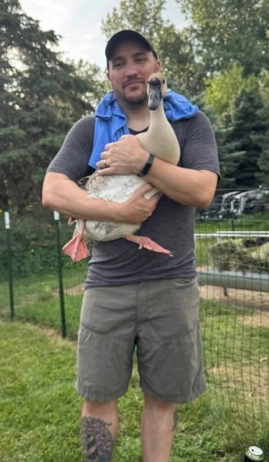 ME HOLDING A GOOSE THA KS