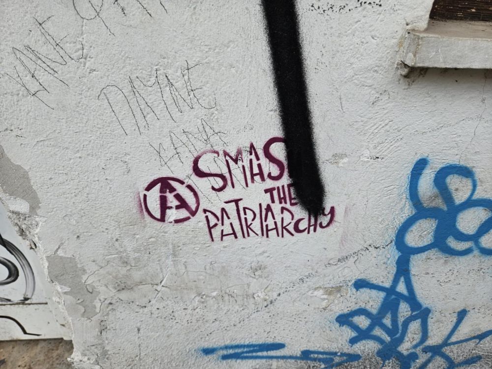 Smash the patriarchy