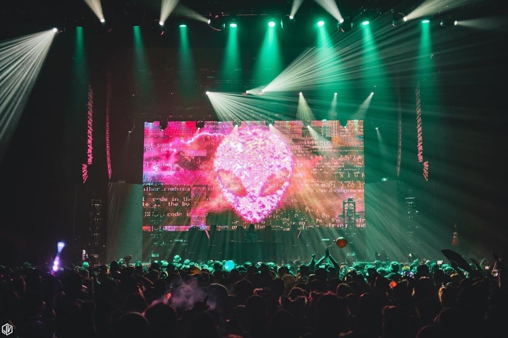 Alien technology on led wall during shlump show at mission ballroom 