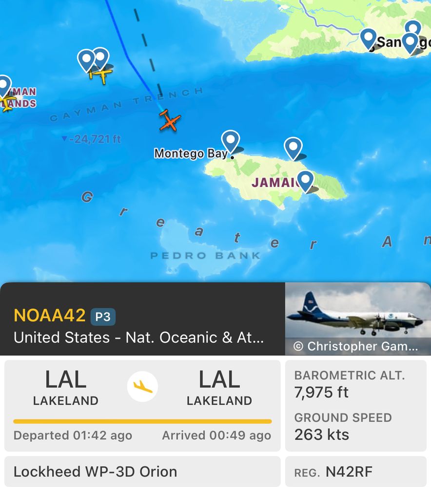 Flight path showing NOAA Hurricane Hunters flying into Hurricane Melissa on 10/28/2025. Data: FlightRadar