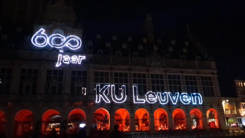 600 years KU Leuven light installation