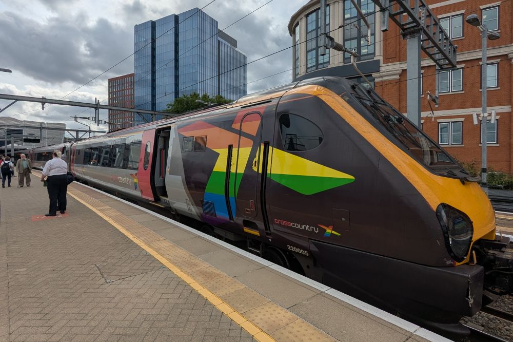 Image of Cross Country Pride train at Reading. 