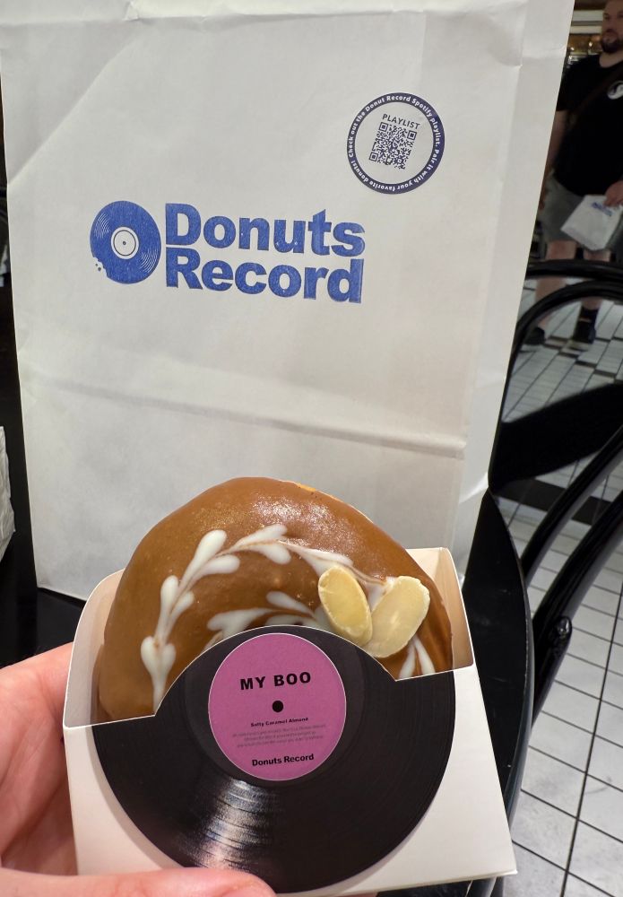 Donut that is made to look like a record 
