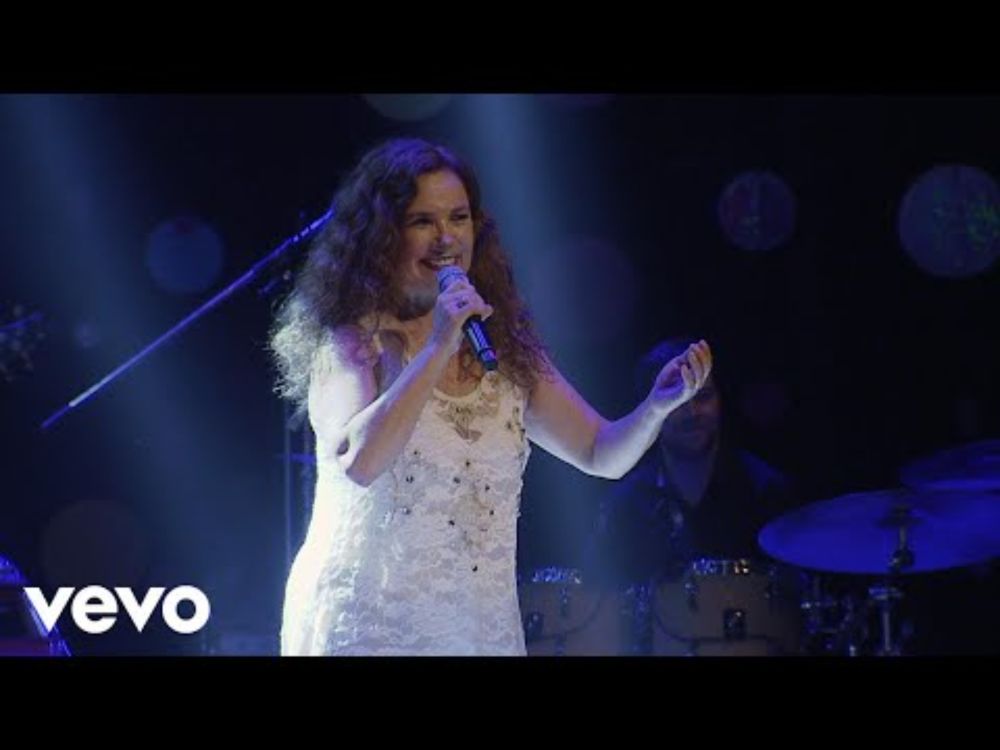 YouTube video by SandraMihanovichVEVO