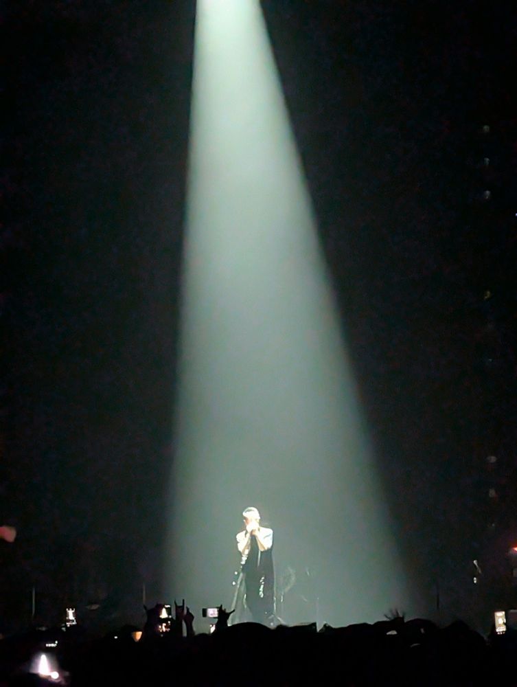 Trent Reznor singing alone on the main stage 