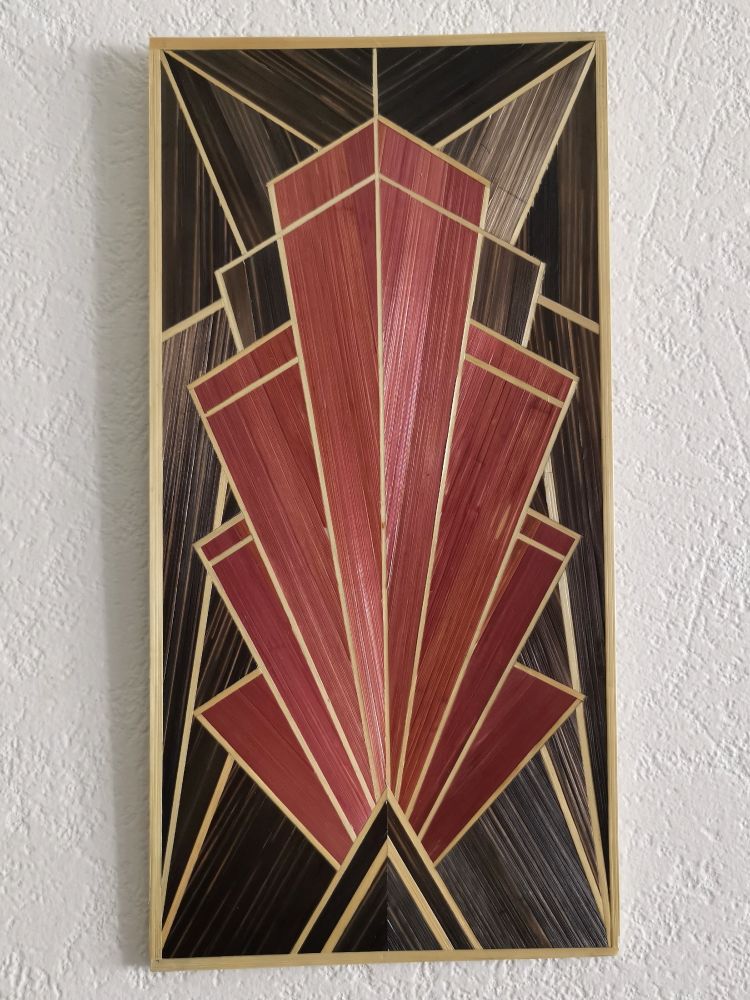 Panneau art déco en marqueterie de paille, motif architectural, paille prune et bronze foncé, 15*30cm