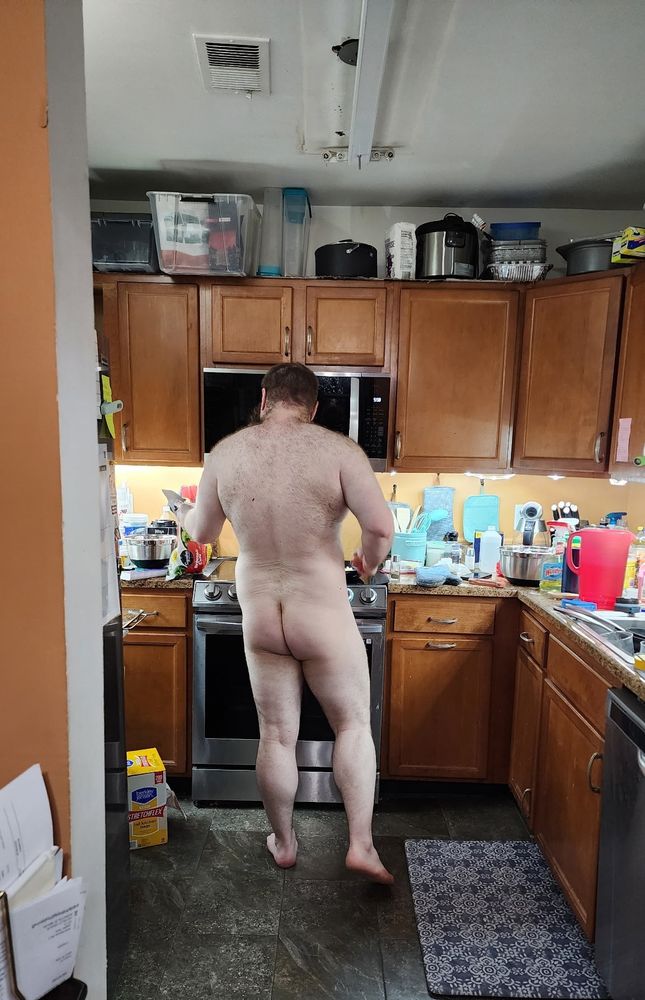 More cub Butt zoomed out.