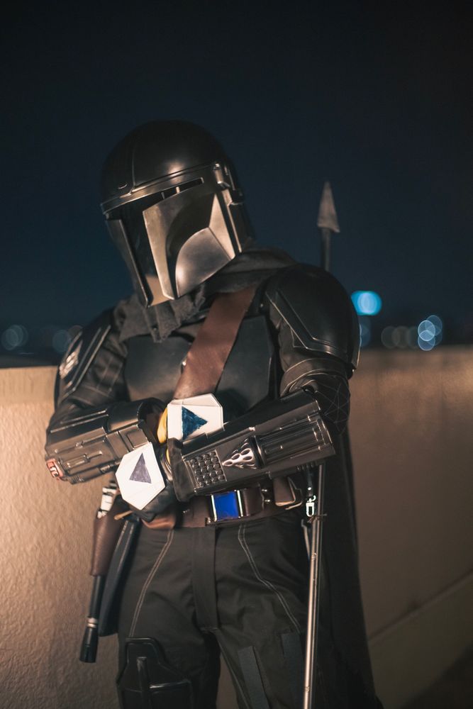 Din Djarin cosplay