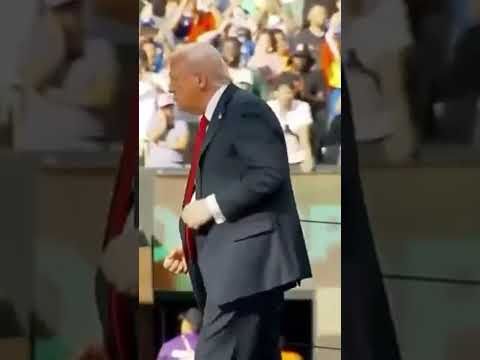 Trump appears to pocket Club World Cup champions medal