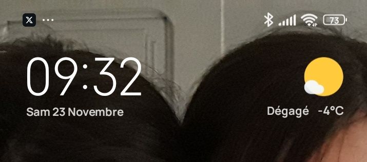 Screen de mon écran d'accueil qui indique un temps dégagé et -4° ce matin à Avignon 