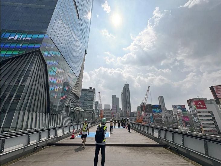 A view of Skyway, from one end. 