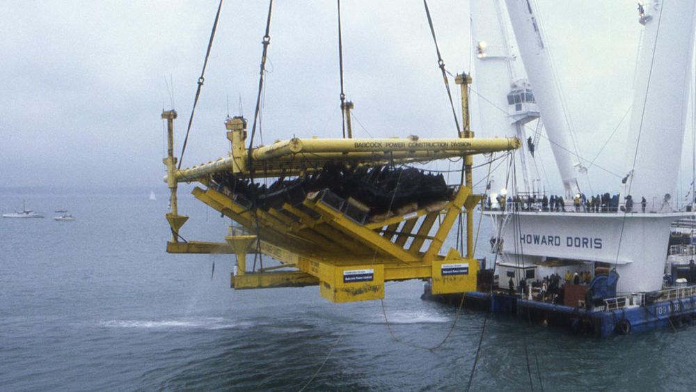 Photograph of the lifting of the Mary Rose from the Solent.