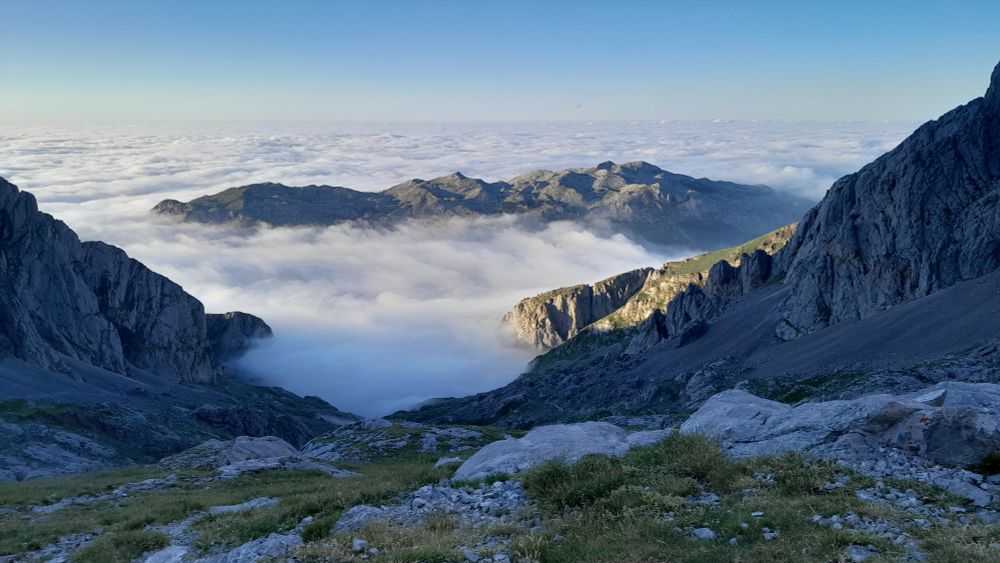 Cloud inversion in the Picos de Europa mountain range
