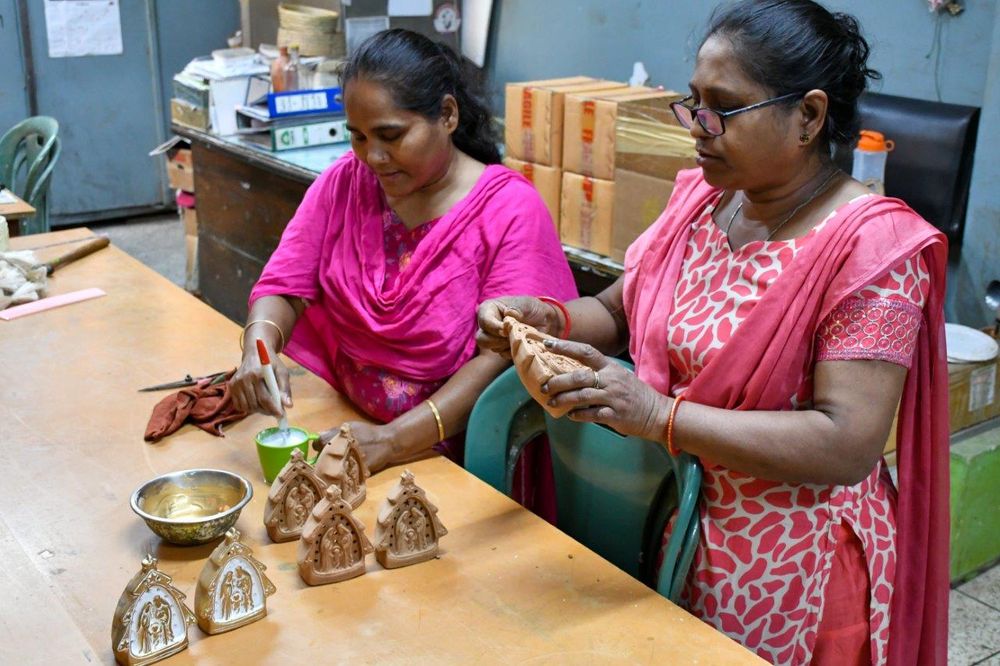 Artisan women at work in Bangladesh making our Nativity Lights World Gifts. 