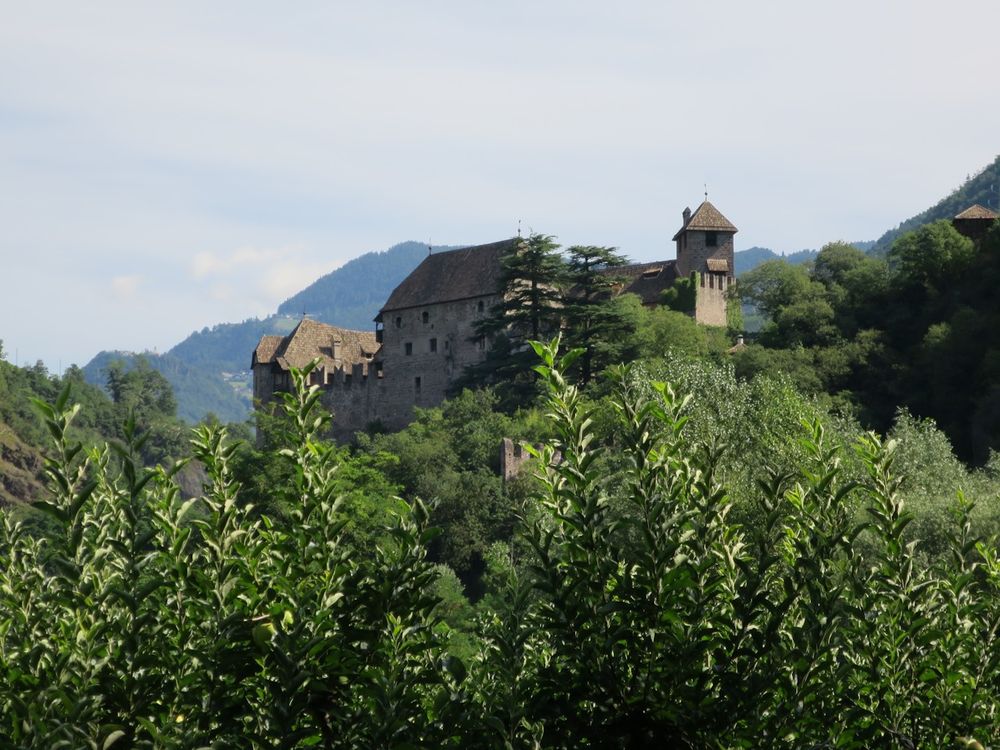 utsikt til Runkelstein-slottet