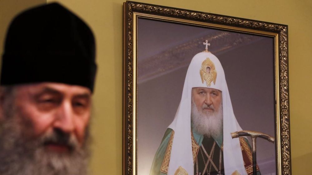 Ukraine gives Moscow-aligned church ultimatum to cut Russian ties