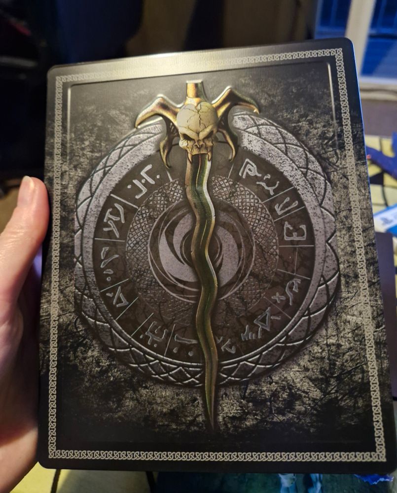 a beautiful steelwork featuring art of the soul reaver blade