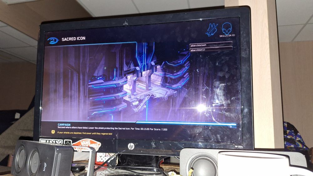 A picture of a halo loading screen, with a tunnel that looks frighteningly like goatse