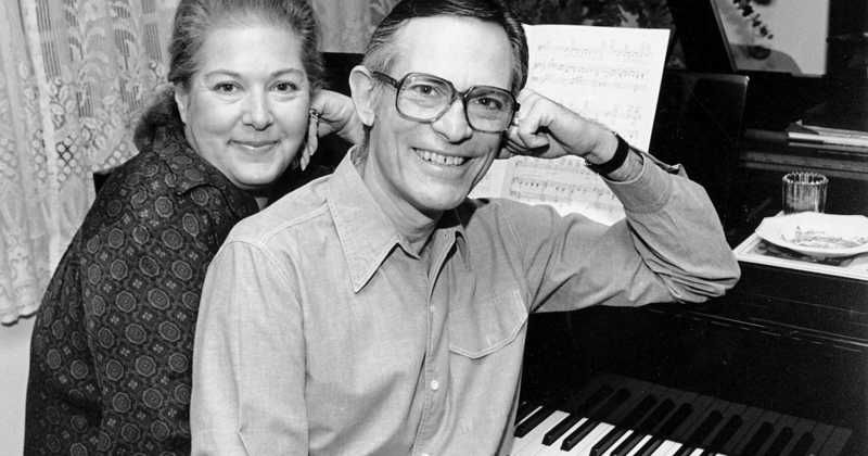 Alan Bergman, Oscar-winning lyricist who helped write "The Way We Were," dies at 99