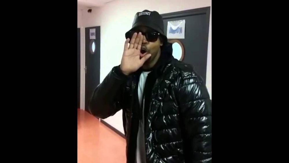 Rohff après avoir coupé son bracelet électronique 